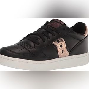 Saucony Women’s Jazz Court Sneaker - Size 10